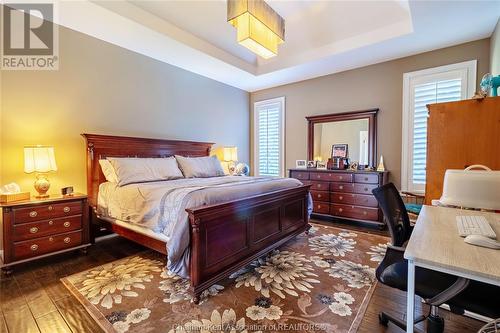 1199 Regency Crescent, Lakeshore, ON - Indoor Photo Showing Bedroom