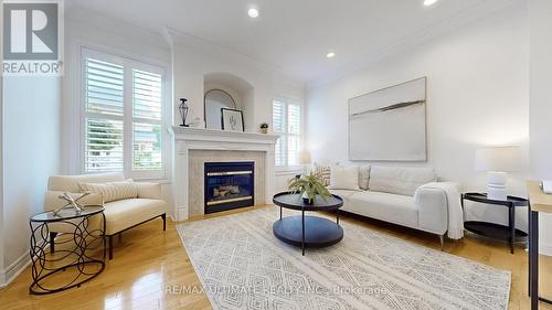 46 Clover Street, Markham (Greensborough), ON - Indoor Photo Showing Living Room With Fireplace