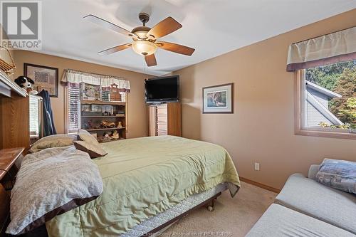 1537 Rosati, Lasalle, ON - Indoor Photo Showing Bedroom