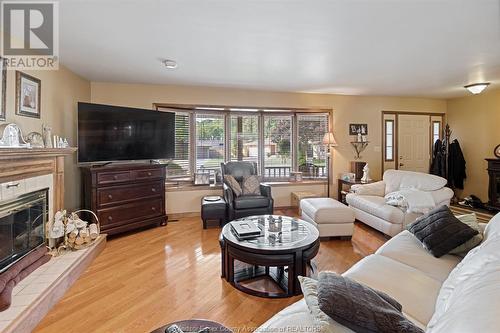 1537 Rosati, Lasalle, ON - Indoor Photo Showing Living Room With Fireplace