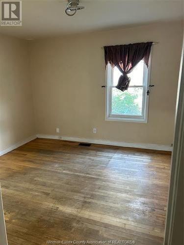 3345 Sandwich Street, Windsor, ON - Indoor Photo Showing Other Room