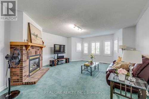 6379 Newcombe Drive, Mississauga (East Credit), ON - Indoor Photo Showing Living Room With Fireplace