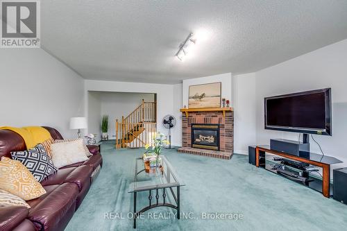 6379 Newcombe Drive, Mississauga (East Credit), ON - Indoor Photo Showing Living Room With Fireplace