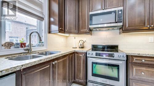 2018 Lushes Avenue, Mississauga (Clarkson), ON - Indoor Photo Showing Kitchen With Stainless Steel Kitchen With Double Sink With Upgraded Kitchen