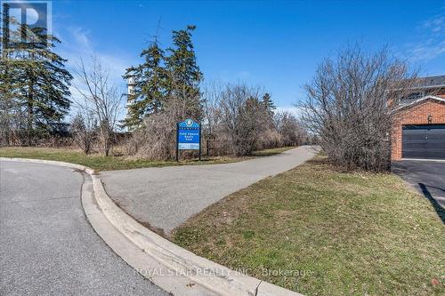 30 Aurora Place, Brampton (Heart Lake West), ON - Outdoor