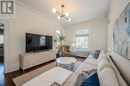 138 Dublin Street N, Guelph (Exhibition Park), ON - Indoor Photo Showing Living Room