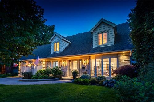 4173 Corrine Court, Burlington, ON - Outdoor With Deck Patio Veranda With Facade