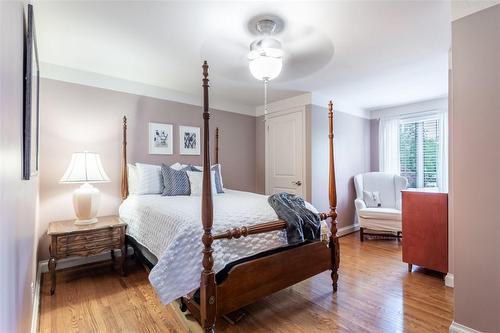 4173 Corrine Court, Burlington, ON - Indoor Photo Showing Bedroom