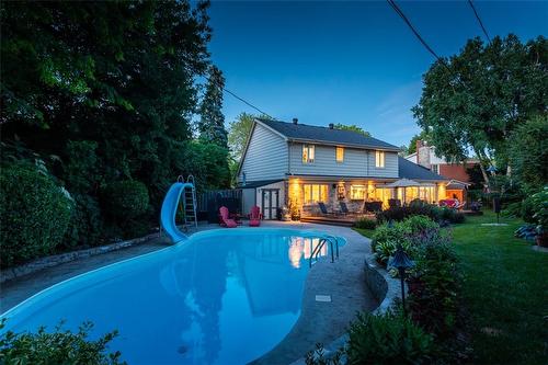 4173 Corrine Court, Burlington, ON - Outdoor With In Ground Pool With Deck Patio Veranda With Backyard