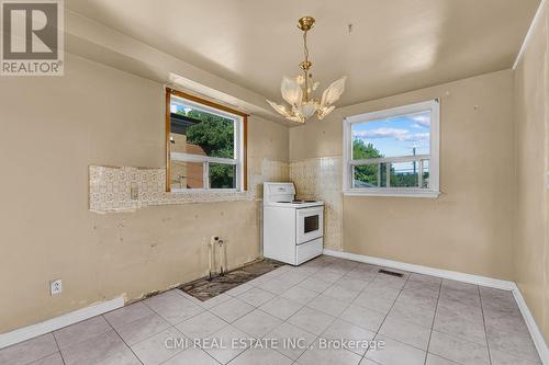 20 Donald Avenue, Toronto (Keelesdale-Eglinton West), ON - Indoor Photo Showing Laundry Room