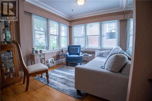 134 Adie Street, Sudbury, ON - Indoor Photo Showing Living Room