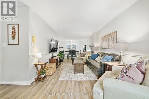 103 - 245 Elgin Street W, Cobourg, ON - Indoor Photo Showing Living Room