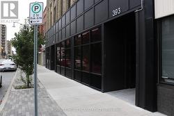 2hr free street parking out front - 