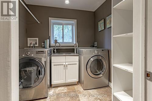 1560 Elgin Road, Thames Centre (Dorchester), ON - Indoor Photo Showing Laundry Room