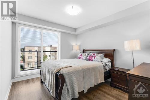 804 Mikinak Road, Ottawa, ON - Indoor Photo Showing Bedroom