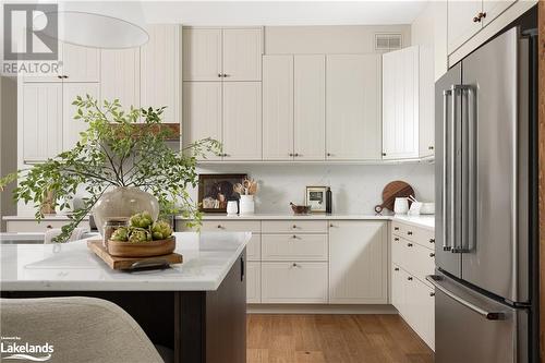 303 Clearwater Lake Road, Huntsville, ON - Indoor Photo Showing Kitchen