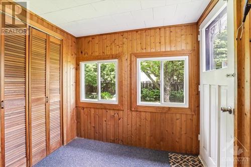 1911 Illinois Avenue, Ottawa, ON - Indoor Photo Showing Other Room