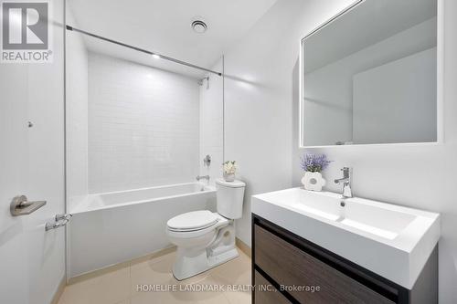 544 - 150 Logan Avenue, Toronto (South Riverdale), ON - Indoor Photo Showing Bathroom