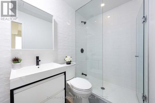 544 - 150 Logan Avenue, Toronto (South Riverdale), ON - Indoor Photo Showing Bathroom