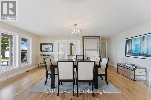 328 Bear Road, Georgina Islands, ON - Indoor Photo Showing Dining Room