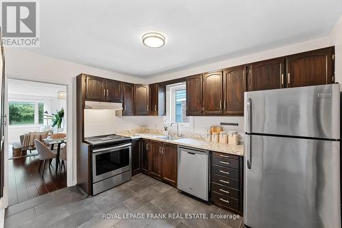 577 Grierson Street, Oshawa (O'Neill), ON - Indoor Photo Showing Kitchen