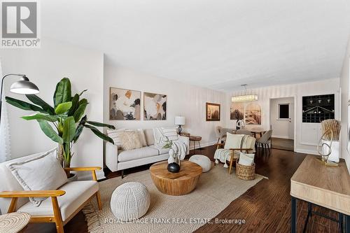 577 Grierson Street, Oshawa (O'Neill), ON - Indoor Photo Showing Living Room