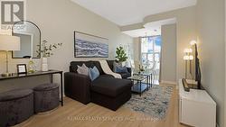 2208 - 33 ELM DRIVE W  Mississauga (City Centre), ON L5B 4M2