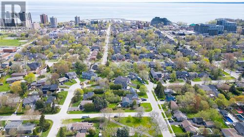 251 Jennings Crescent, Oakville, ON - Outdoor With View