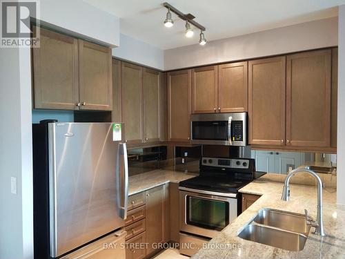 1117 - 10 Bloorview Place, Toronto (Don Valley Village), ON - Indoor Photo Showing Kitchen With Stainless Steel Kitchen With Double Sink