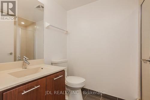 3211 - 125 Village Green Square, Toronto (Agincourt South-Malvern West), ON - Indoor Photo Showing Bathroom