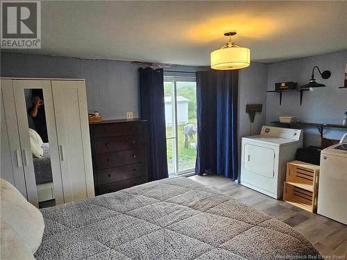 144 Principale, Pointe-Verte, NB - Indoor Photo Showing Laundry Room