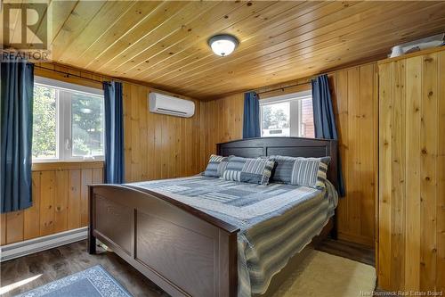 22 Sparkes Lane, Cambridge-Narrows, NB - Indoor Photo Showing Bedroom