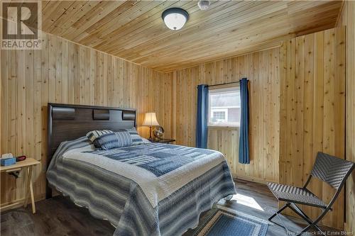 22 Sparkes Lane, Cambridge-Narrows, NB - Indoor Photo Showing Bedroom