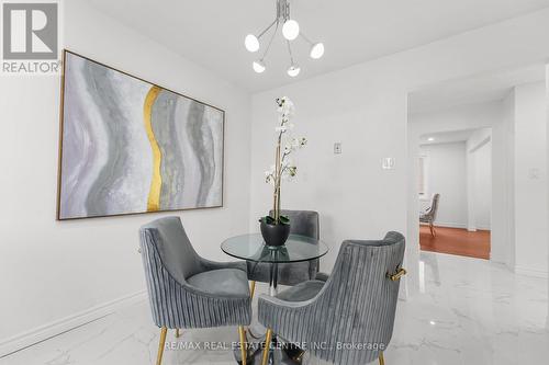 18 Moffatt Avenue, Brampton (Fletcher'S West), ON - Indoor Photo Showing Dining Room