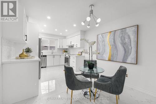 18 Moffatt Avenue, Brampton (Fletcher'S West), ON - Indoor Photo Showing Dining Room