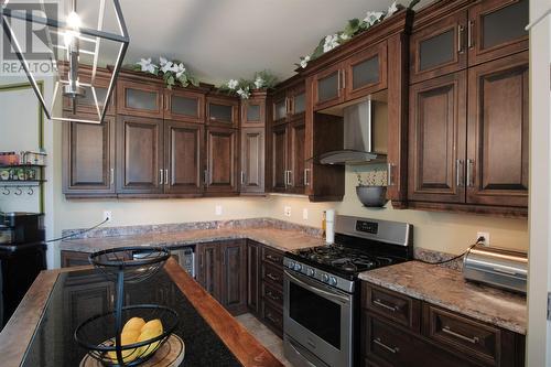 16 Edgewater Lane, Torbay, NL - Indoor Photo Showing Kitchen