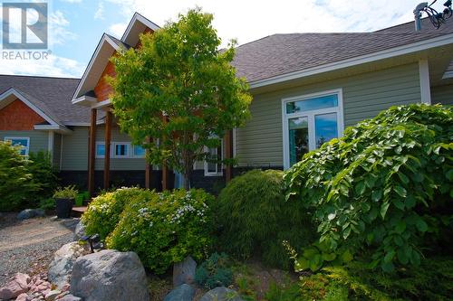 16 Edgewater Lane, Torbay, NL - Outdoor