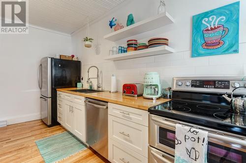 21 Bond Street, St. John'S, NL - Indoor Photo Showing Kitchen