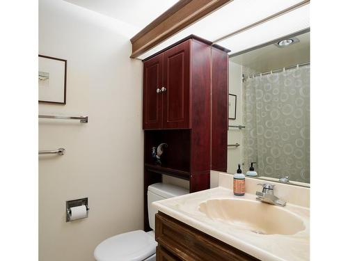 502-139 Clarence St, Victoria, BC - Indoor Photo Showing Bathroom