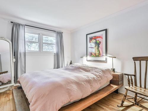 Chambre Ã  coucher principale - 77 Av. Turcot, Saint-Sauveur, QC - Indoor Photo Showing Bedroom