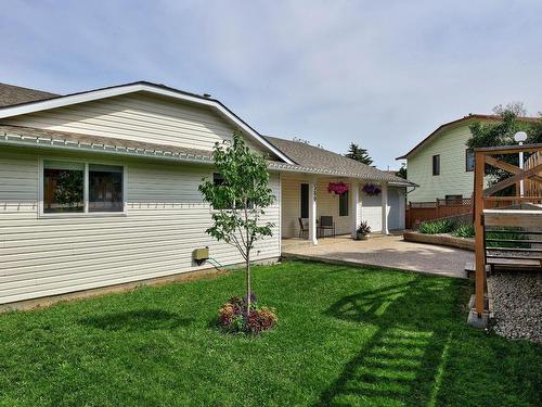 580 Carmel Crt, Kamloops, BC - Outdoor With Deck Patio Veranda