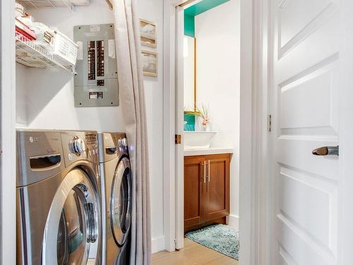 Laundry room - A-322 Mtée Sanche, Rosemère, QC - Indoor Photo Showing Laundry Room