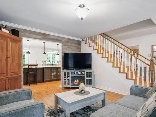 Salon - 1333 Ch. Des Anglais, Mascouche, QC - Indoor Photo Showing Living Room