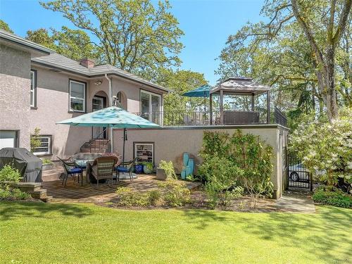 3420 Bonair Pl, Saanich, BC 