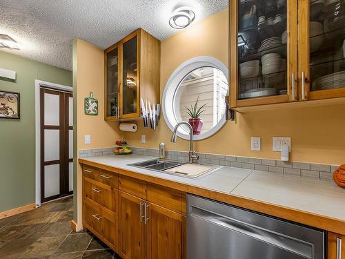 217-205 1St St, Courtenay, BC - Indoor Photo Showing Kitchen With Double Sink