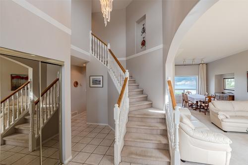 6414 Stevenson Place, Summerland, BC - Indoor