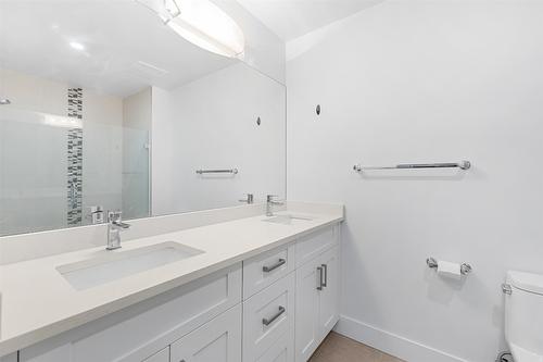 1201-4215 Gellatly Road, West Kelowna, BC - Indoor Photo Showing Bathroom