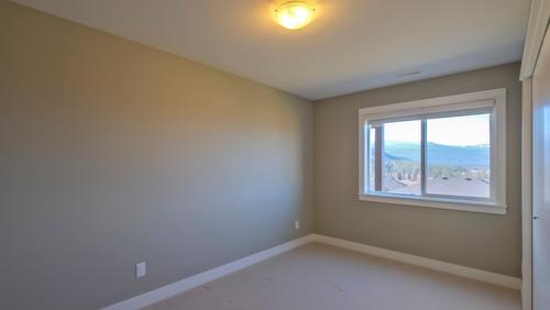 1257 Feedham Avenue, Kelowna, BC - Indoor Photo Showing Other Room