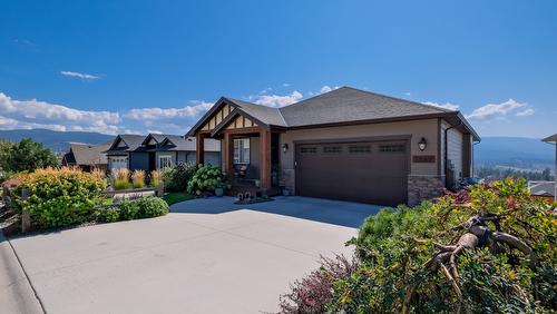 1257 Feedham Avenue, Kelowna, BC - Outdoor With Facade