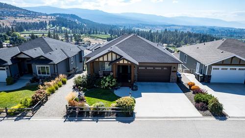 1257 Feedham Avenue, Kelowna, BC - Outdoor With Facade